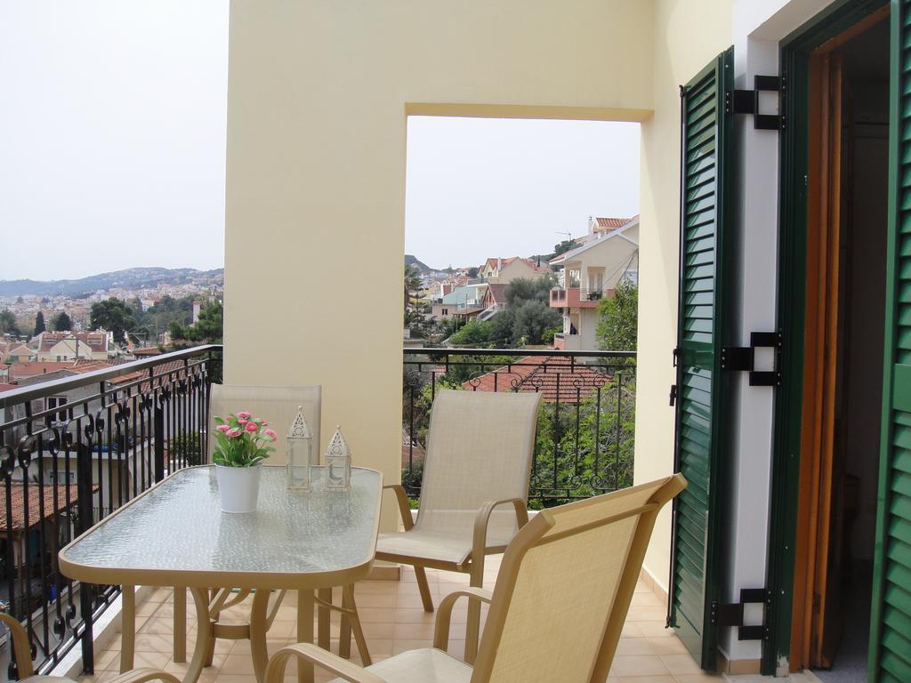 Barbara΄S Apartments Argostoli  Exteriör bild